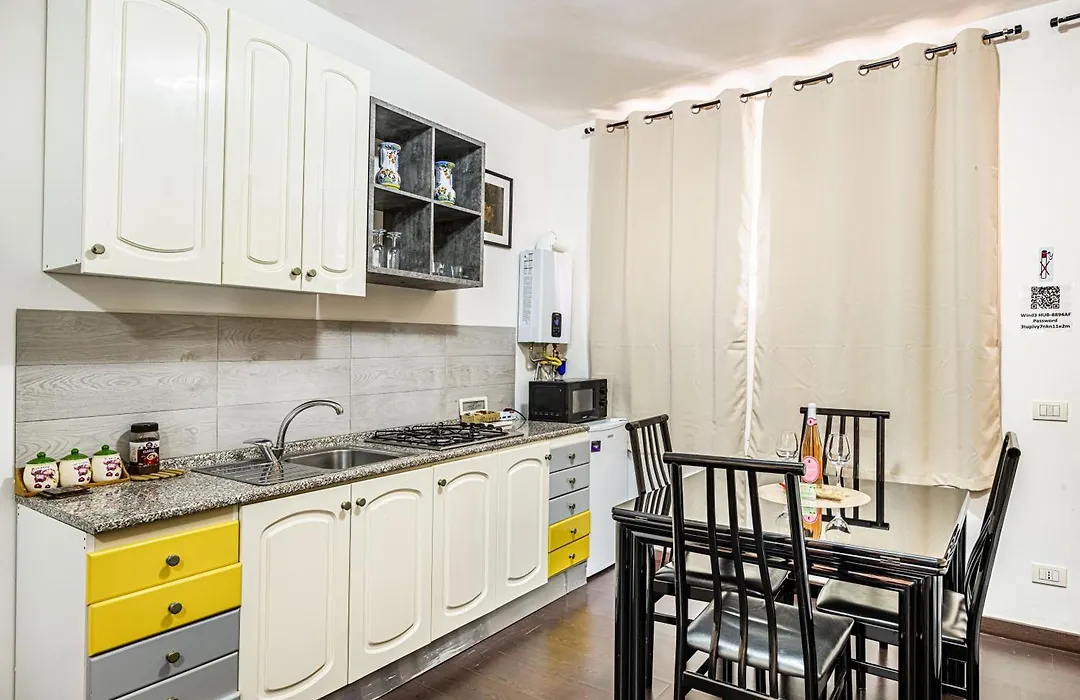 Deluxe Apartments Pantheon-1